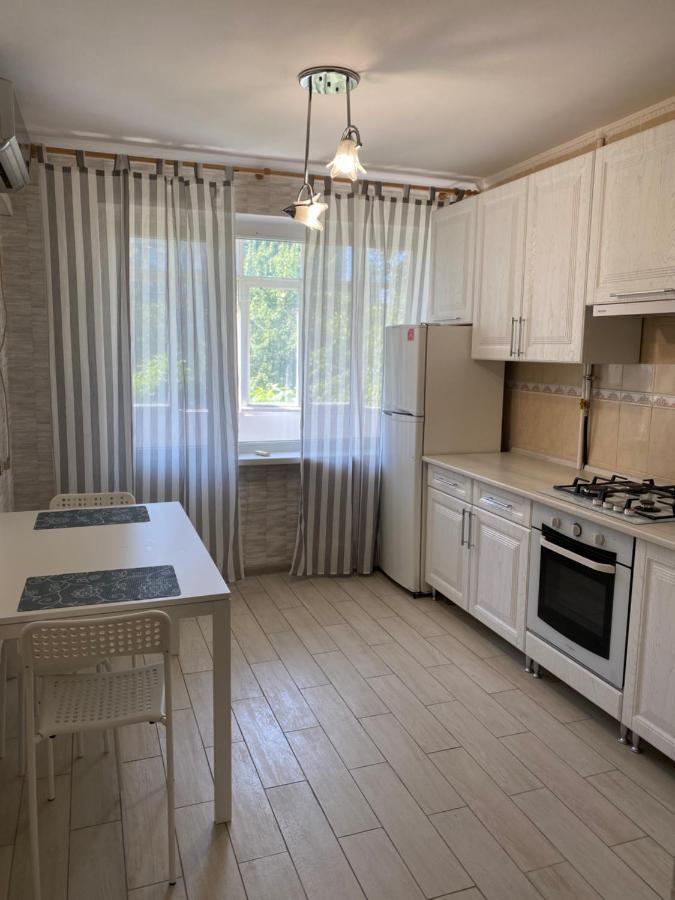 Kolodeznaja 17 Apartman Mikolajiv Kültér fotó